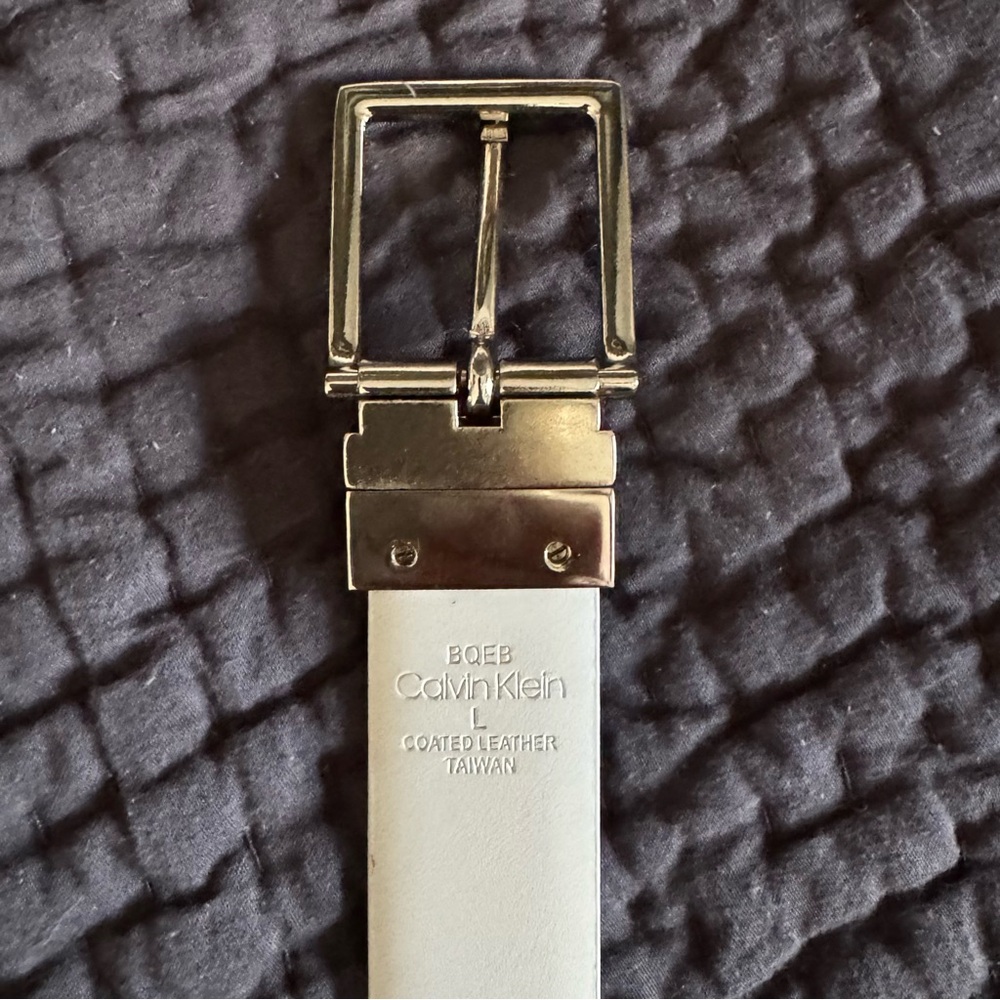 Calvin Klein Women’s Reversible Snakeskin Print Leather Belt NWOT L - Picture 5 of 16